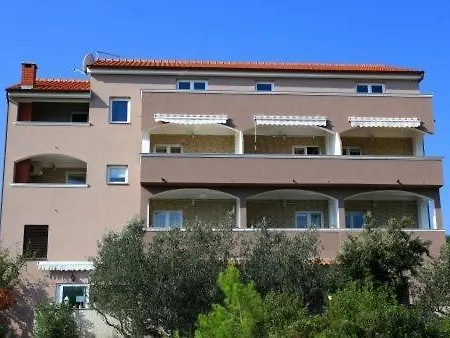 Apartmán In With Sea View, Terrace, Air Conditioning, Wifi 4675-4
