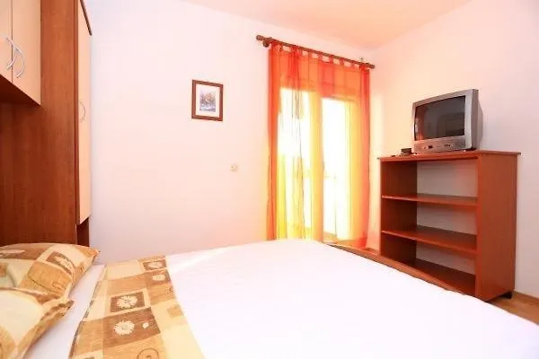 Daire In With Sea View, Terrace, Air Conditioning, Wifi 4675-4